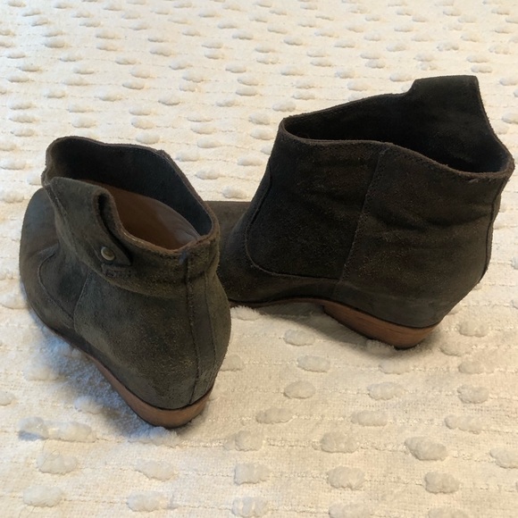 Belle by Sigerson Morrison Kyeran Suede Ankle Boots - Picture 6 of 9